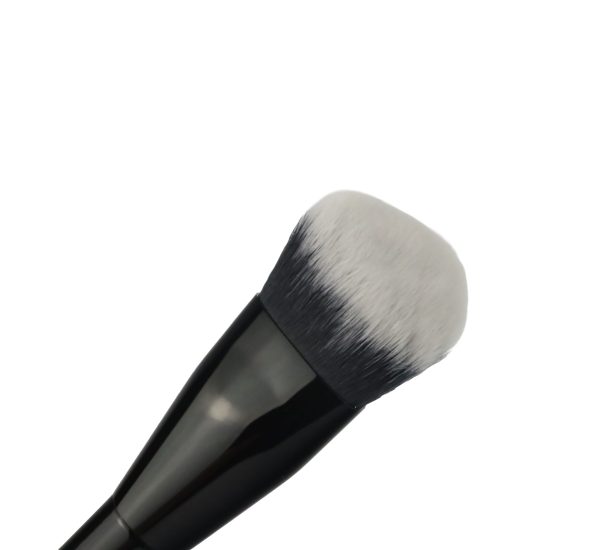BROCHA KABUKI NEGRA